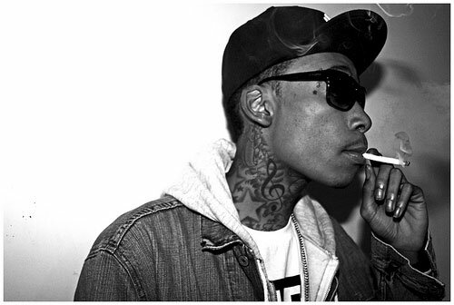 wiz khalifa rolling papers album pictures. Photo of Wiz Khalifa smoking