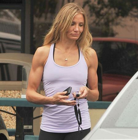 cameron diaz arms. Cameron Diaz was spotted