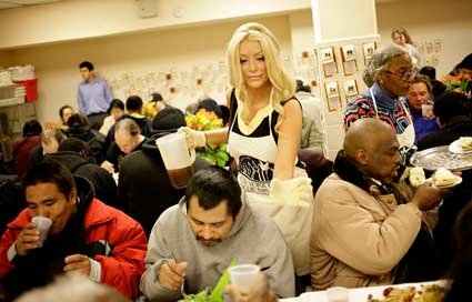 Aubrey Oâ€™Day - Volunteers For Thanksgiving