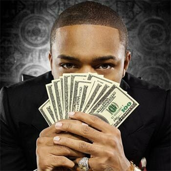 Photo of rapper Bow Wow holding money