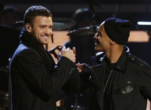 Photo of Justin Timberlake and TI at Grammys 2009