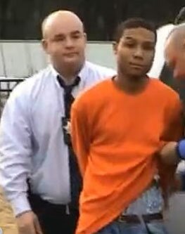 Photo of Markice Kesan Moore being arrested