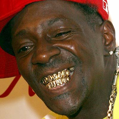 teeth-flavor-flav-400a071807.jpg