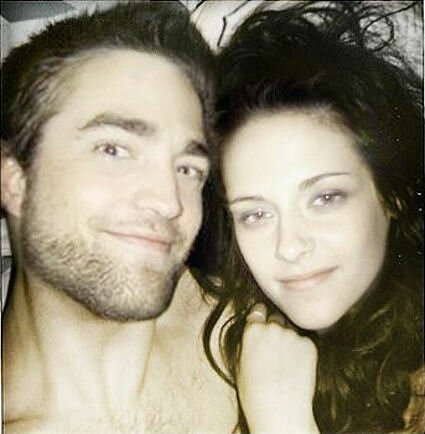 Photo of Robert Pattinson and Kristen Stewart in bed together