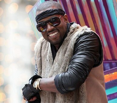 Photo of Kanye West at the Macys Thanksgiving Parade 2010