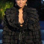 Raven-Symone's debuts People's Choice Awards cleavage, new weight loss