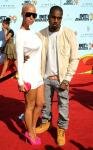 Amber_Rose_Kanye_West_2009_BET_Awards_07.jpg