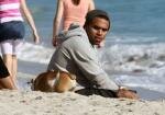 Chris-Brown-Jasmine-Sanders-puppy-love-pictures-01.jpg